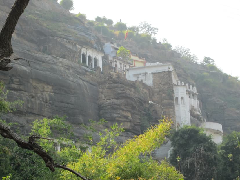Trekking to Hanuman Dhara